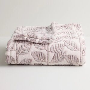 Super soft plush throw